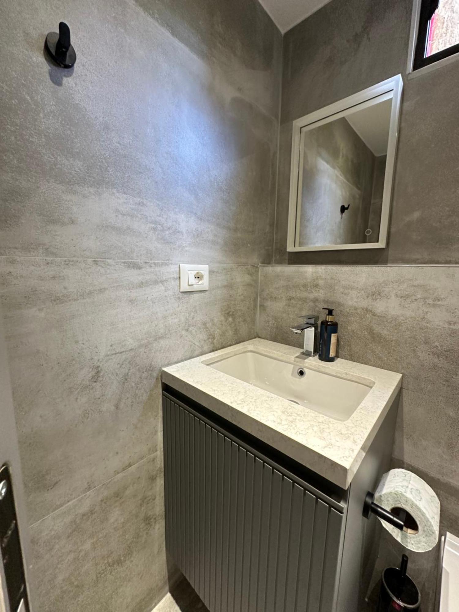 Lux Stay Tiranë Ngoại thất bức ảnh