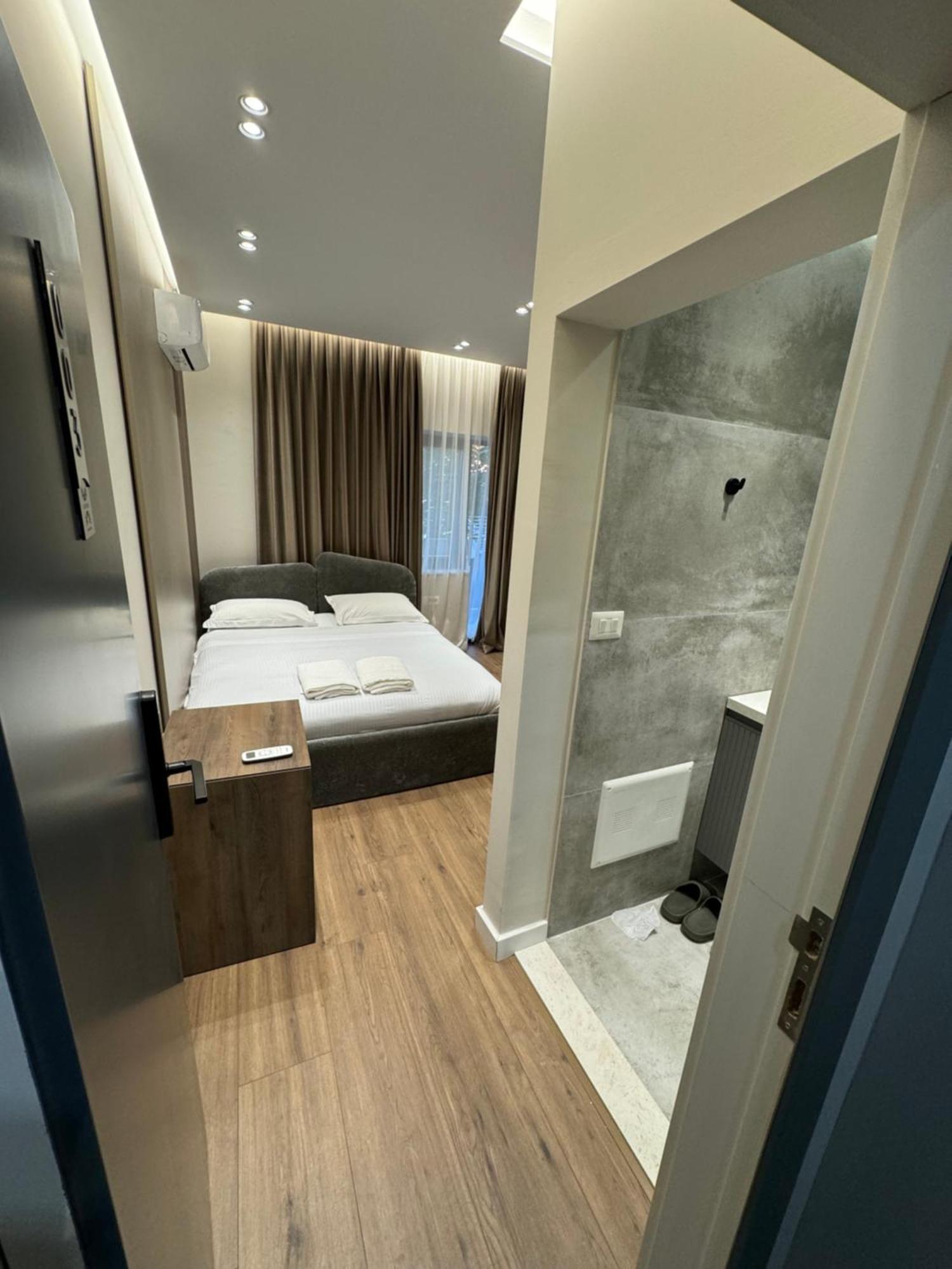 Lux Stay Tiranë Ngoại thất bức ảnh