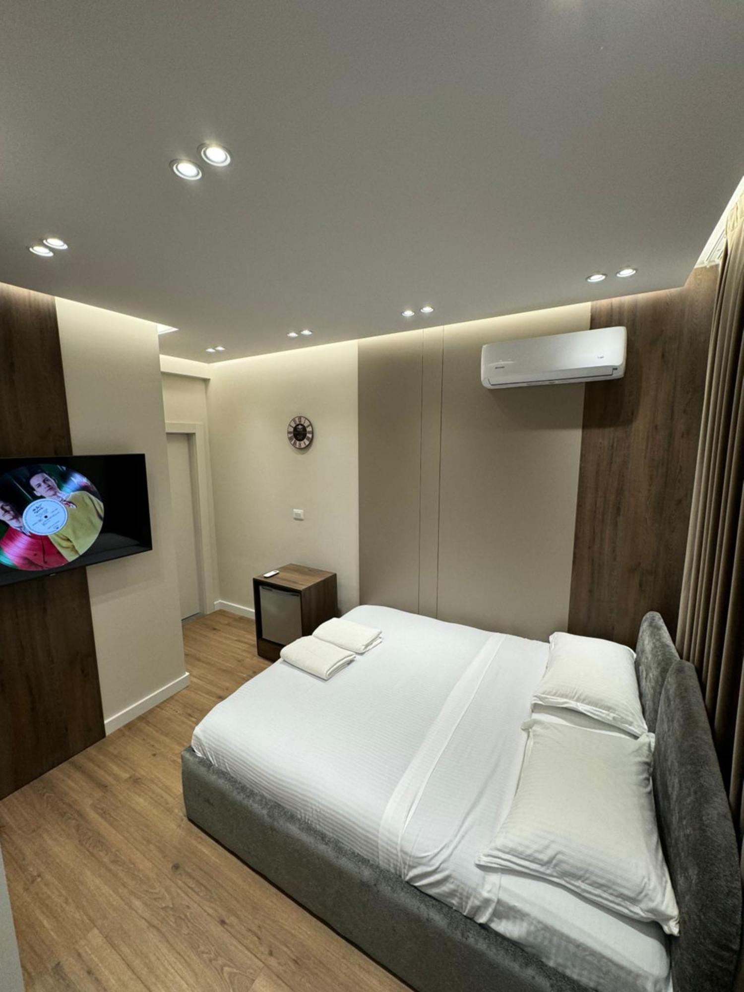 Lux Stay Tiranë Ngoại thất bức ảnh