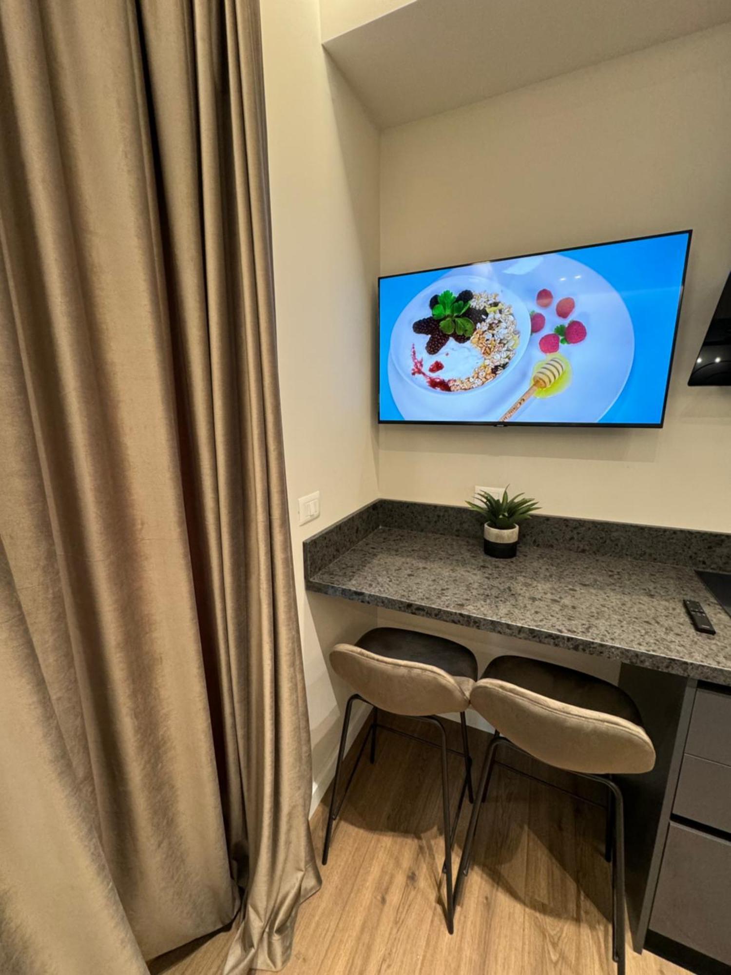 Lux Stay Tiranë Ngoại thất bức ảnh