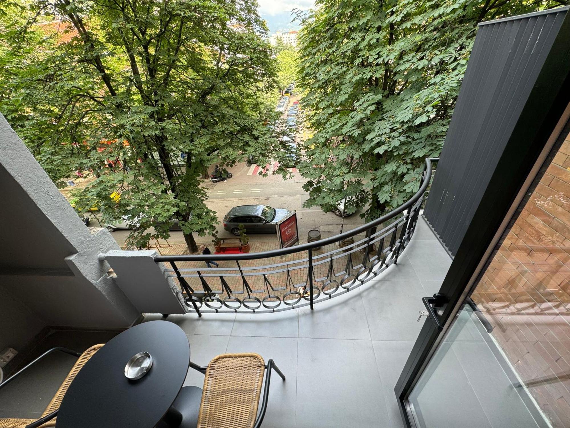 Lux Stay Tiranë Ngoại thất bức ảnh
