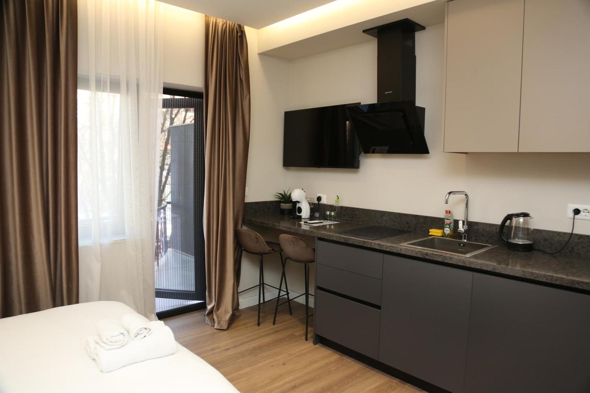 Lux Stay Tiranë Ngoại thất bức ảnh